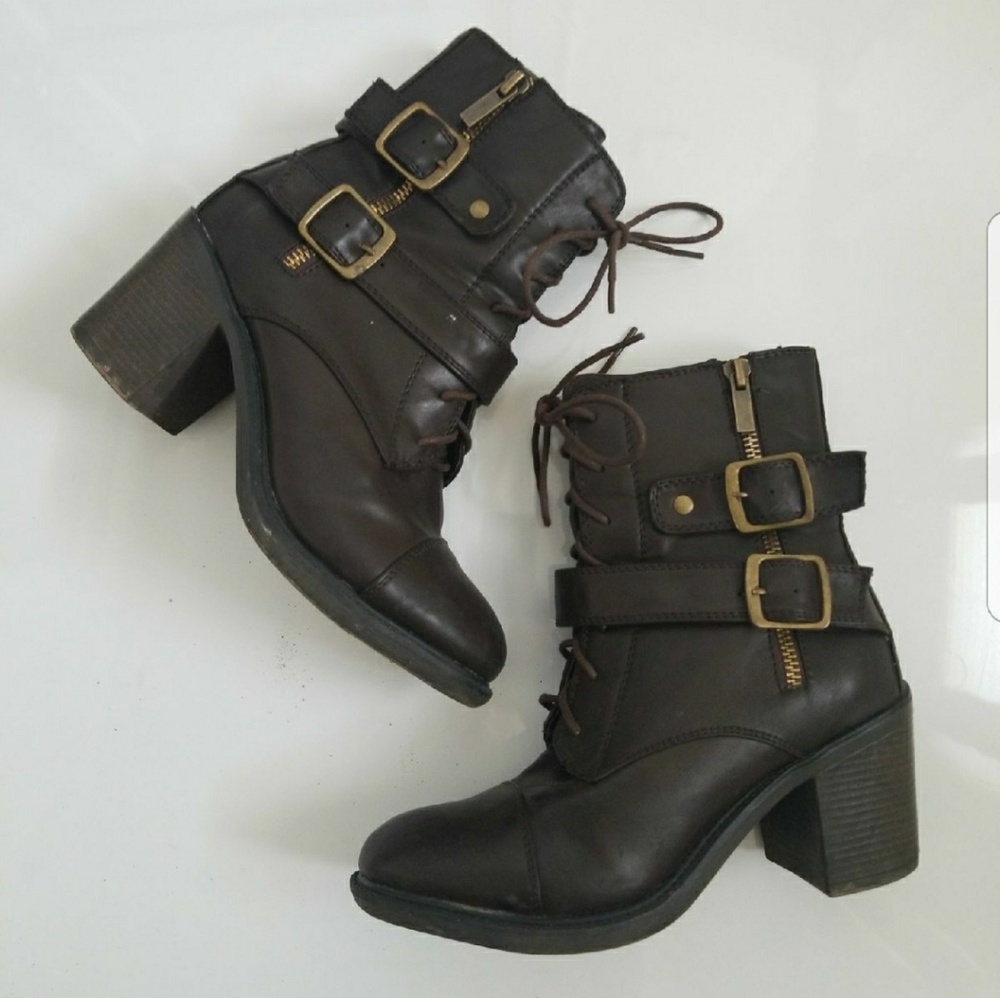 Soda Combat Boots